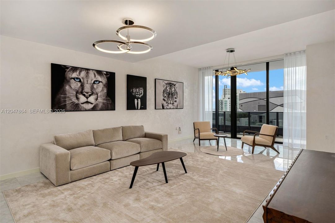For Rent: $16,000 (3 beds, 3 baths, 2211 Square Feet)
