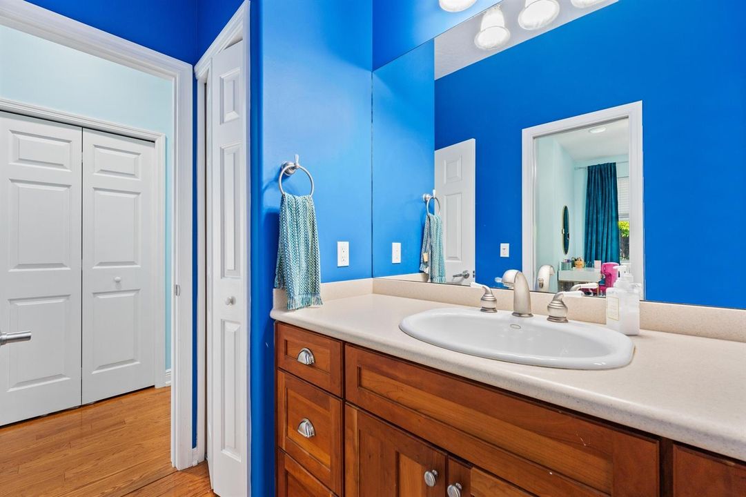 2nd Bathroom