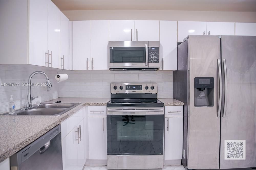 En Venta: $120,000 (2 camas, 2 baños, 1021 Pies cuadrados)