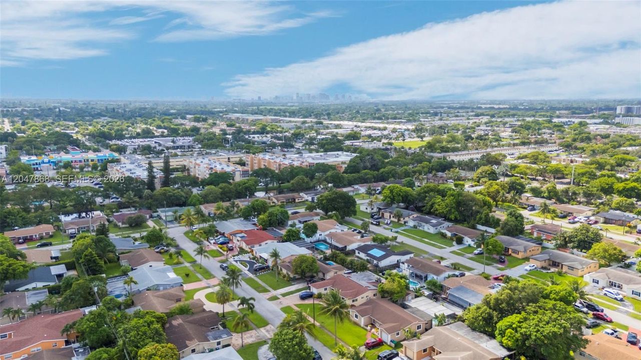 На продажу: $560,000 (4 спален, 3 ванн, 1552 Квадратных фут)
