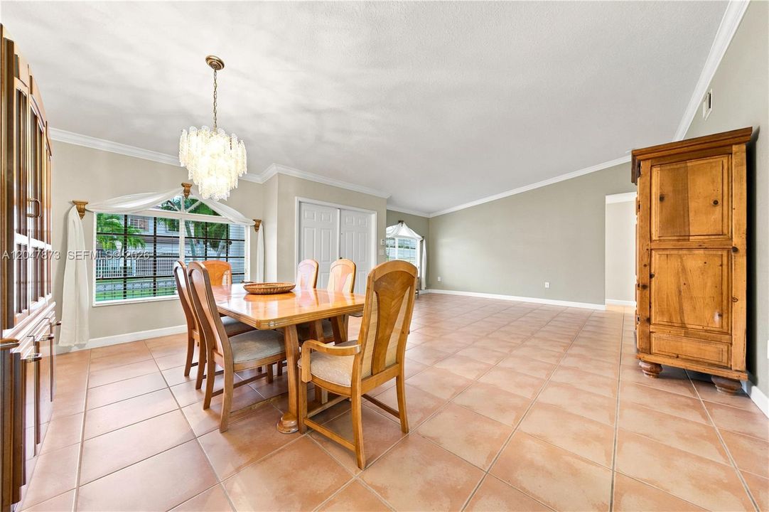 For Sale: $900,000 (4 beds, 3 baths, 2187 Square Feet)