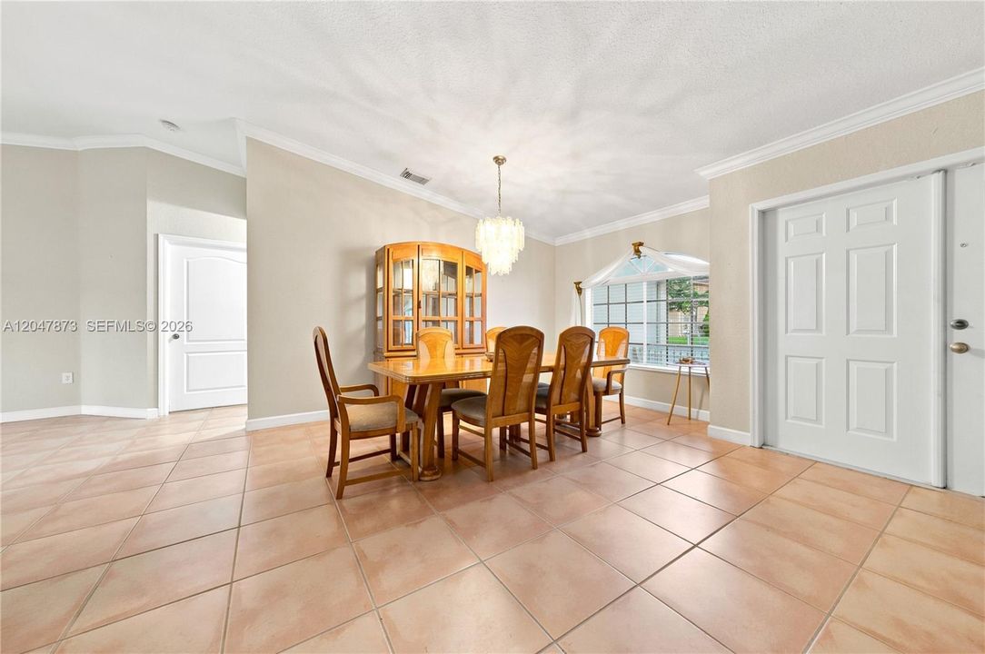 For Sale: $900,000 (4 beds, 3 baths, 2187 Square Feet)