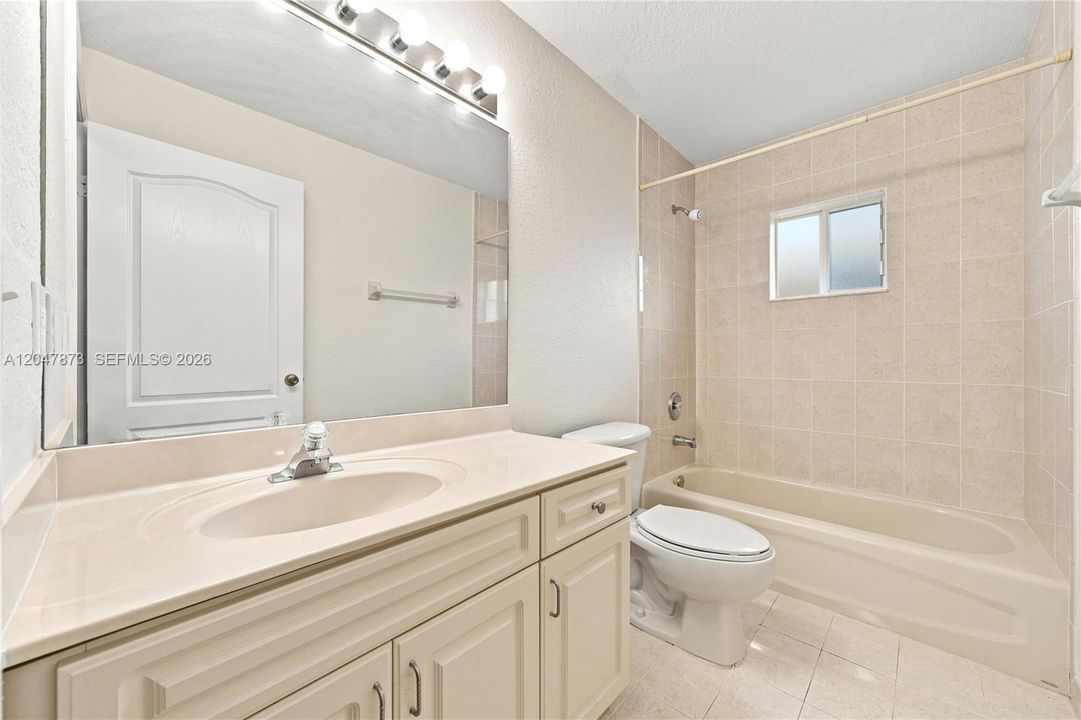 For Sale: $900,000 (4 beds, 3 baths, 2187 Square Feet)