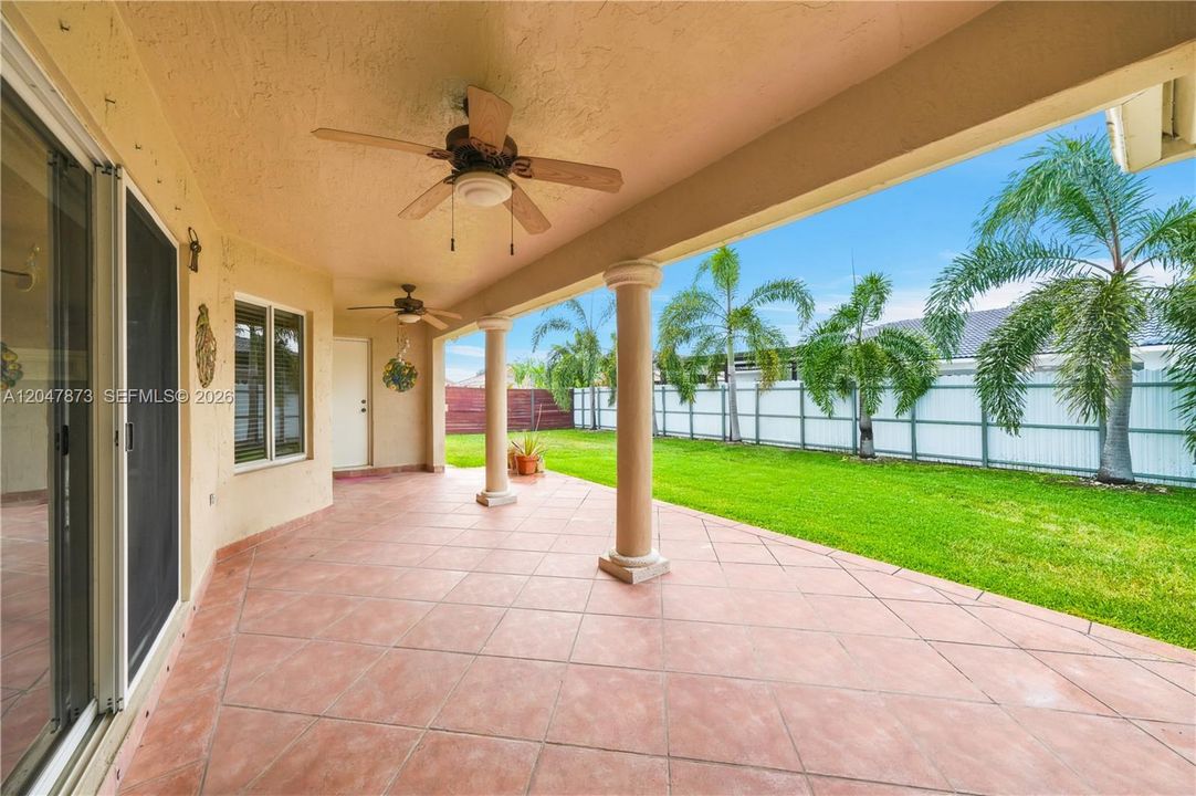 For Sale: $900,000 (4 beds, 3 baths, 2187 Square Feet)