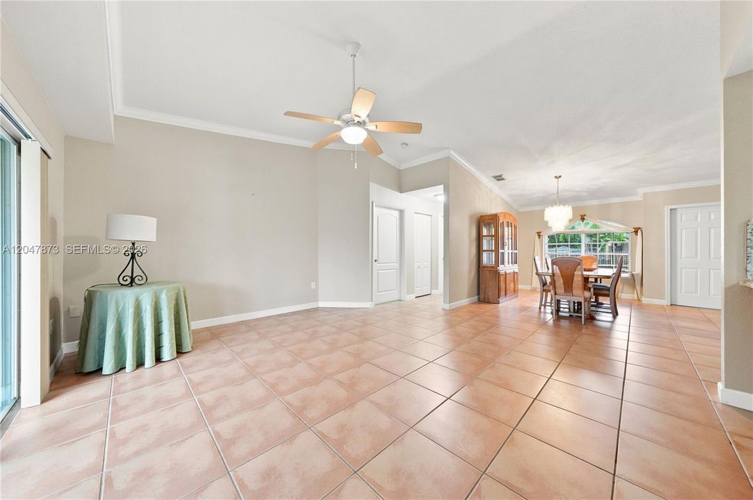 For Sale: $900,000 (4 beds, 3 baths, 2187 Square Feet)