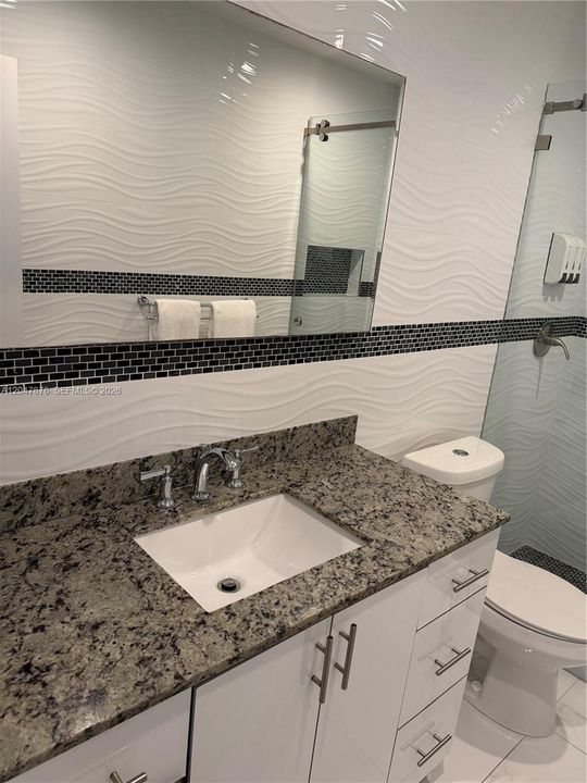For Sale: $700,000 (3 beds, 3 baths, 1590 Square Feet)