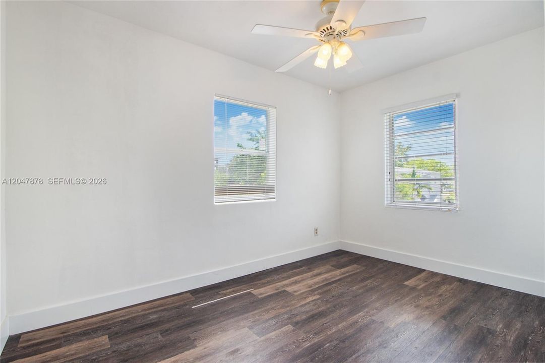 В аренду: $3,950 (2 спален, 1 ванн, 1450 Квадратных фут)