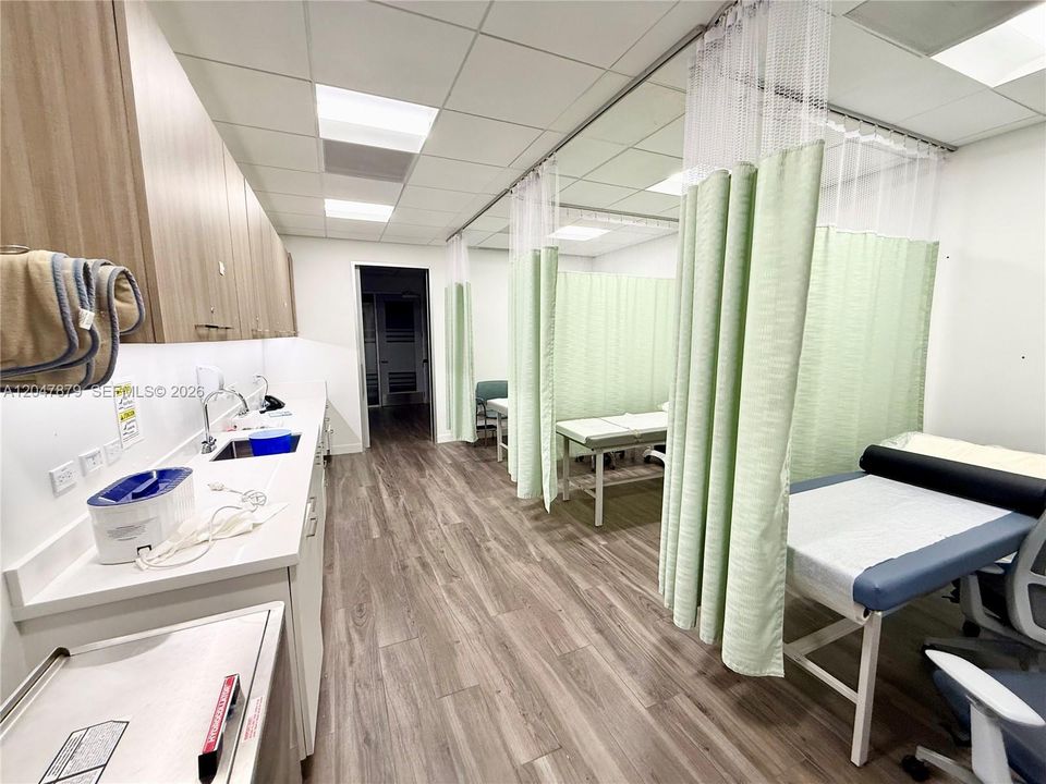 For Rent: $1,500 (0 beds, 0 baths, 0 Square Feet)