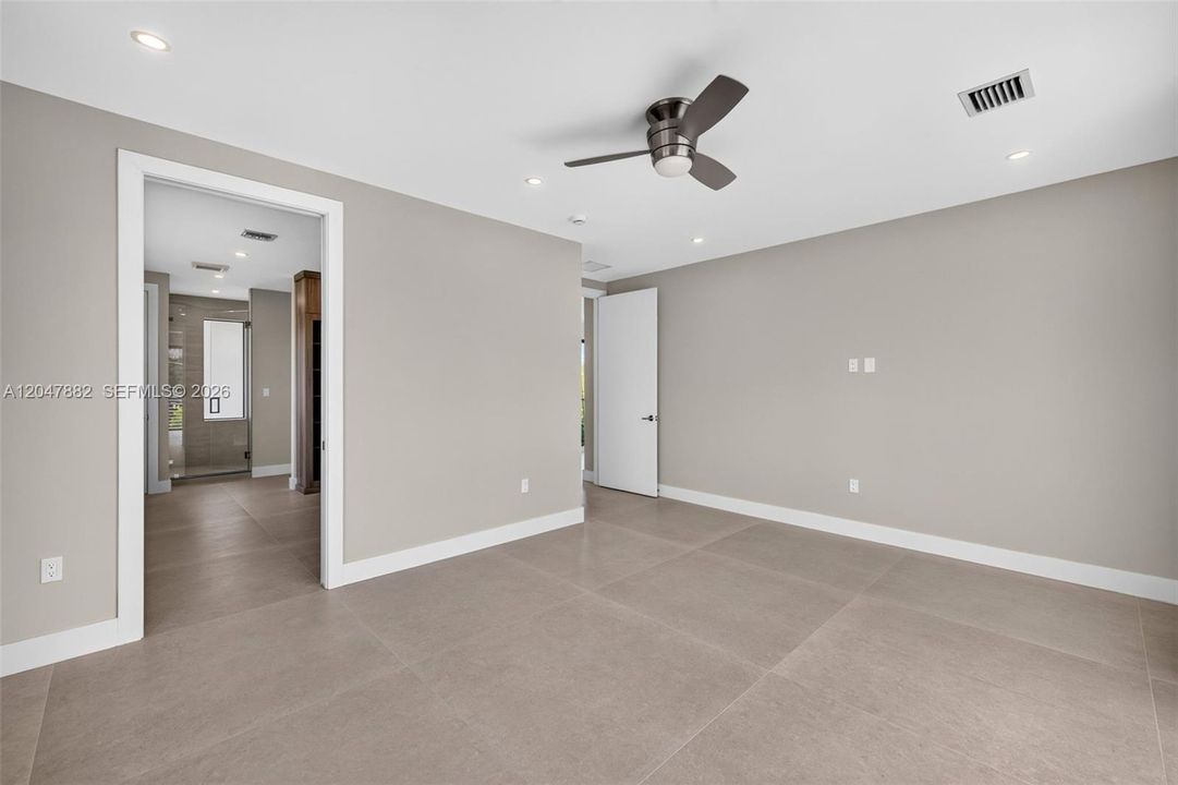 En Venta: $2,275,000 (4 camas, 4 baños, 3755 Pies cuadrados)