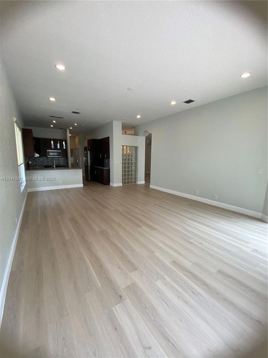 For Rent: $5,490 (4 beds, 3 baths, 2457 Square Feet)