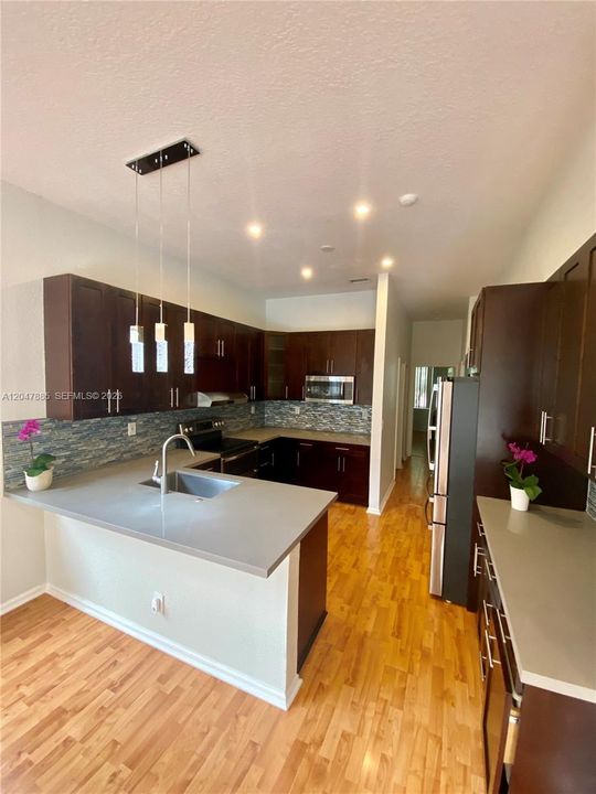 For Rent: $5,490 (4 beds, 3 baths, 2457 Square Feet)