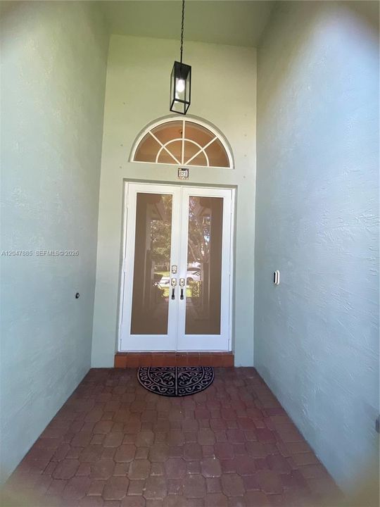 For Rent: $5,490 (4 beds, 3 baths, 2457 Square Feet)