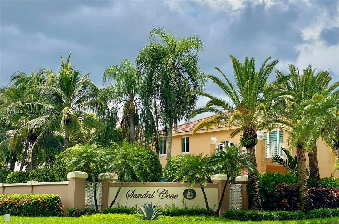 For Rent: $5,490 (4 beds, 3 baths, 2457 Square Feet)