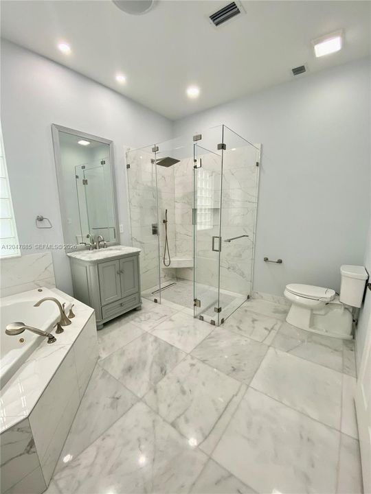 For Rent: $5,490 (4 beds, 3 baths, 2457 Square Feet)