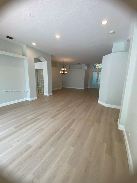 For Rent: $5,490 (4 beds, 3 baths, 2457 Square Feet)