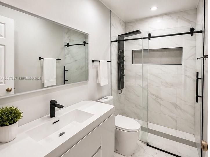 For Sale: $560,000 (3 beds, 2 baths, 1260 Square Feet)