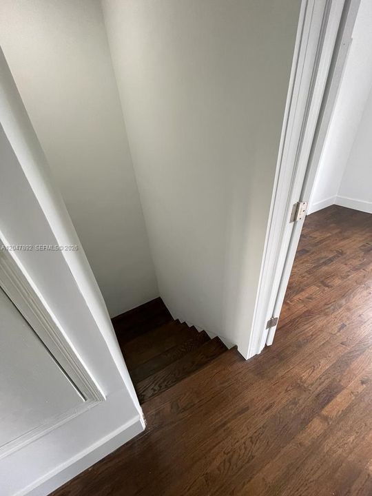 На продажу: $629,900 (3 спален, 2 ванн, 1080 Квадратных фут)