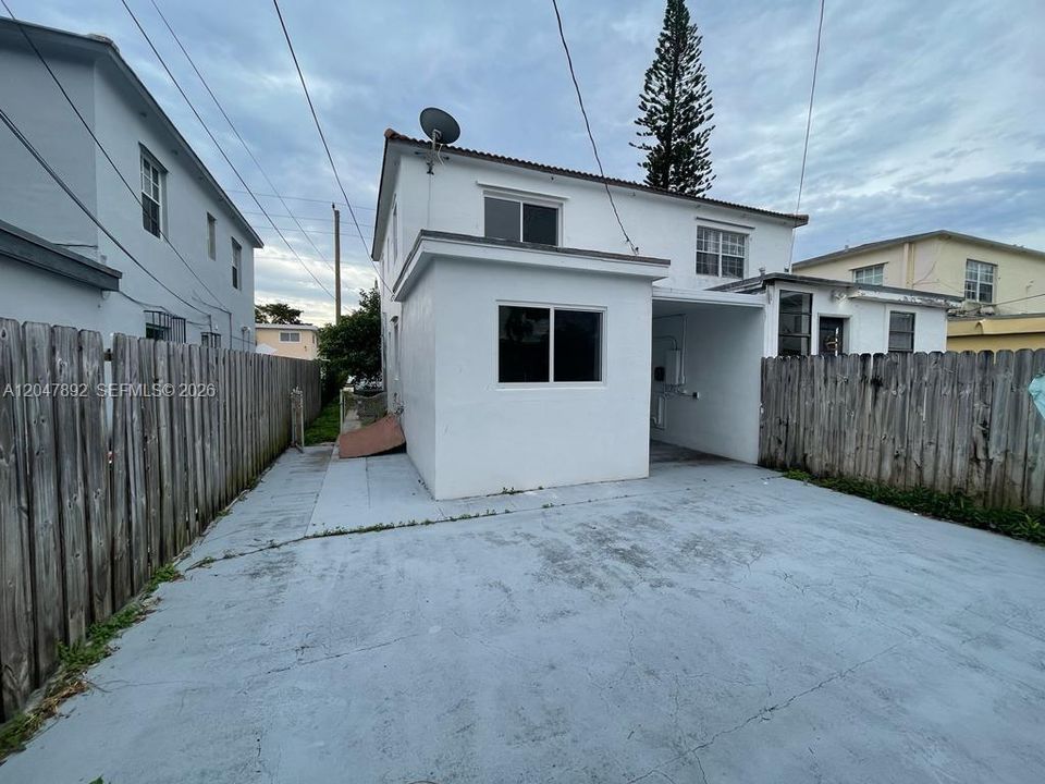 На продажу: $629,900 (3 спален, 2 ванн, 1080 Квадратных фут)