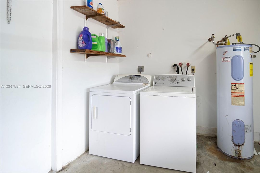 En Venta: $589,000 (3 camas, 2 baños, 1424 Pies cuadrados)