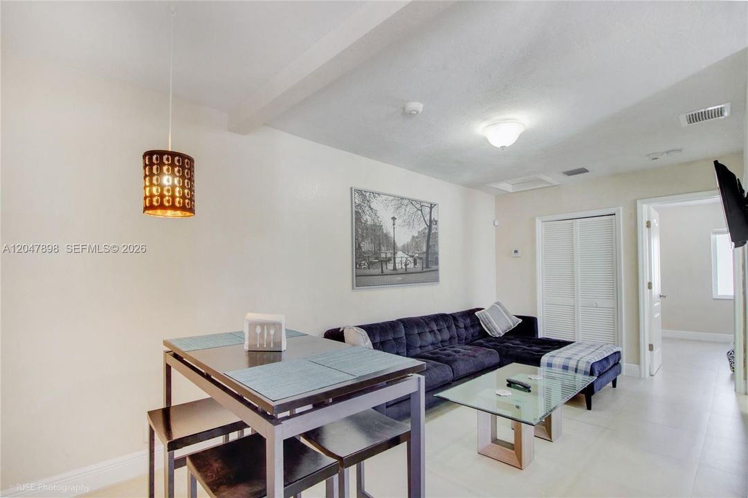 В аренду: $2,600 (2 спален, 1 ванн, 0 Квадратных фут)