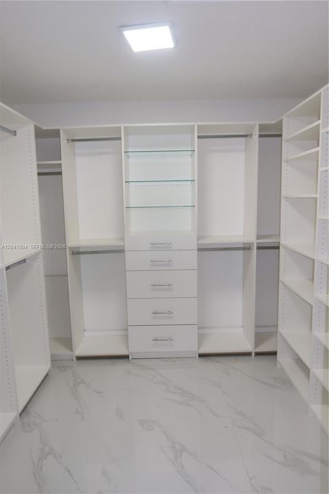 For Rent: $4,500 (4 beds, 3 baths, 2100 Square Feet)
