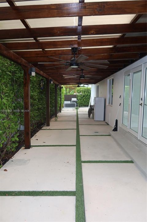 For Rent: $4,500 (4 beds, 3 baths, 2100 Square Feet)