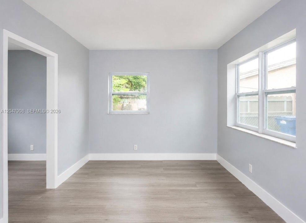 For Rent: $1,900 (1 beds, 1 baths, 1486 Square Feet)