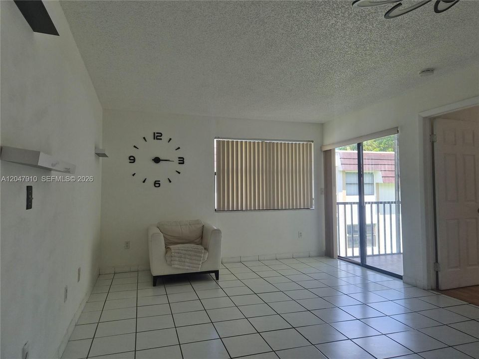 For Rent: $2,100 (2 beds, 2 baths, 750 Square Feet)