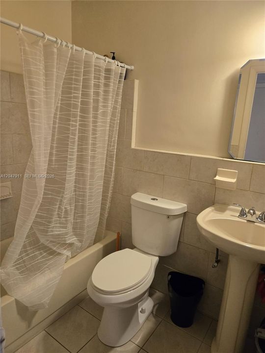 В аренду: $1,500 (1 спален, 1 ванн, 500 Квадратных фут)