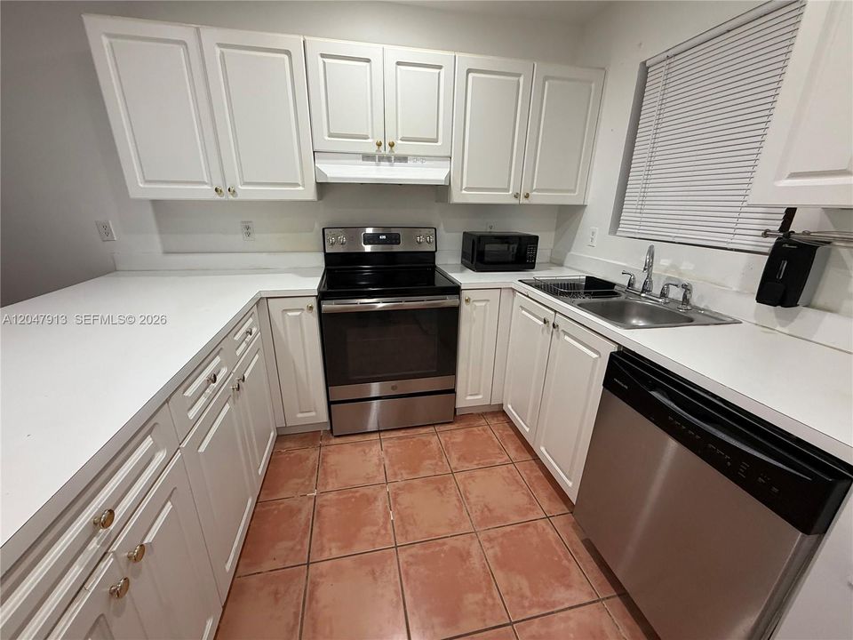 New dish washer and oven