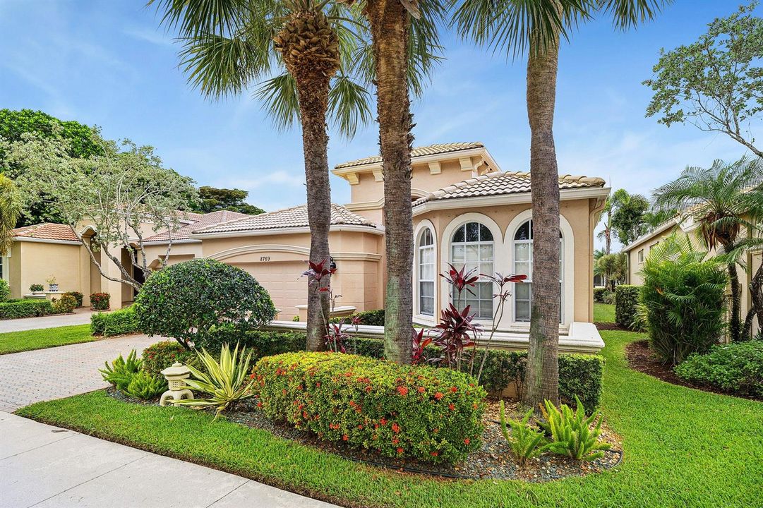 003-8769ViaGrandeEast-Wellington-FL-3341
