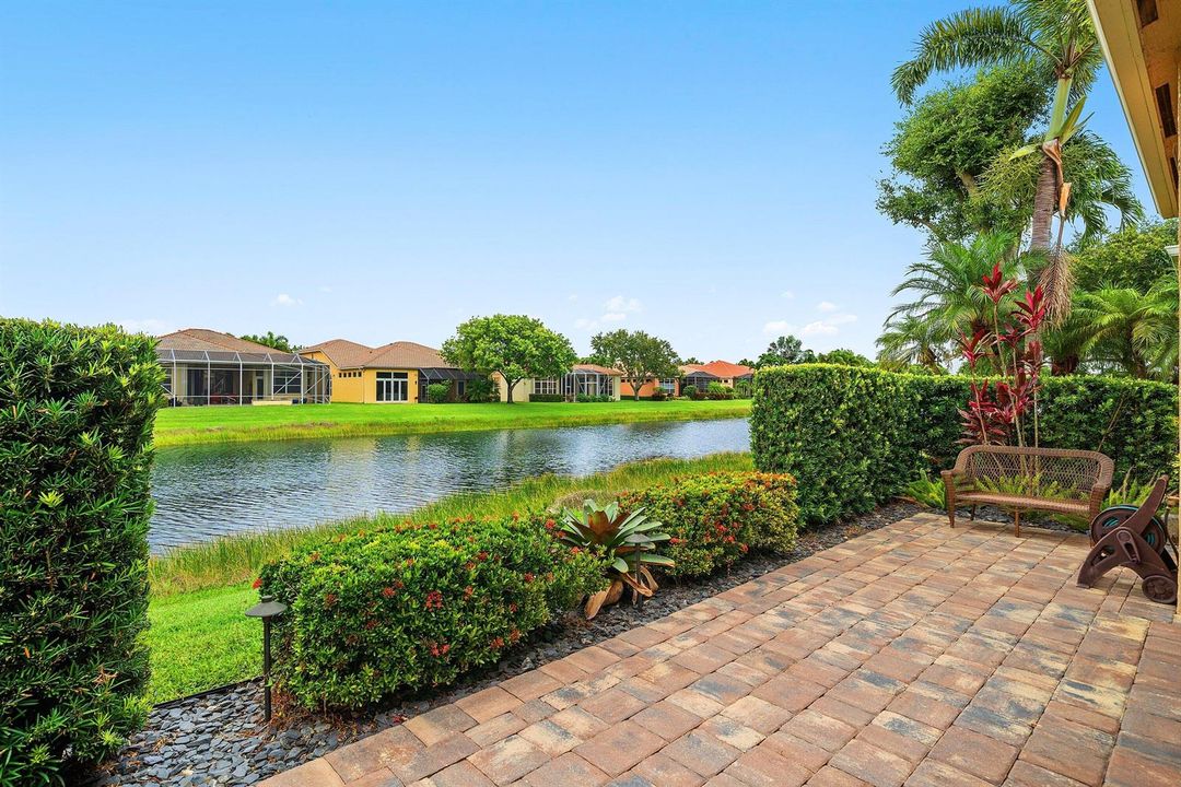040-8769ViaGrandeEast-Wellington-FL-3341