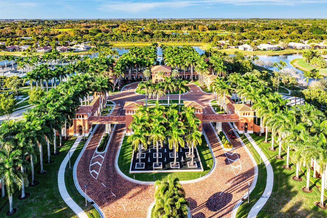 052-8769ViaGrandeEast-Wellington-FL-3341