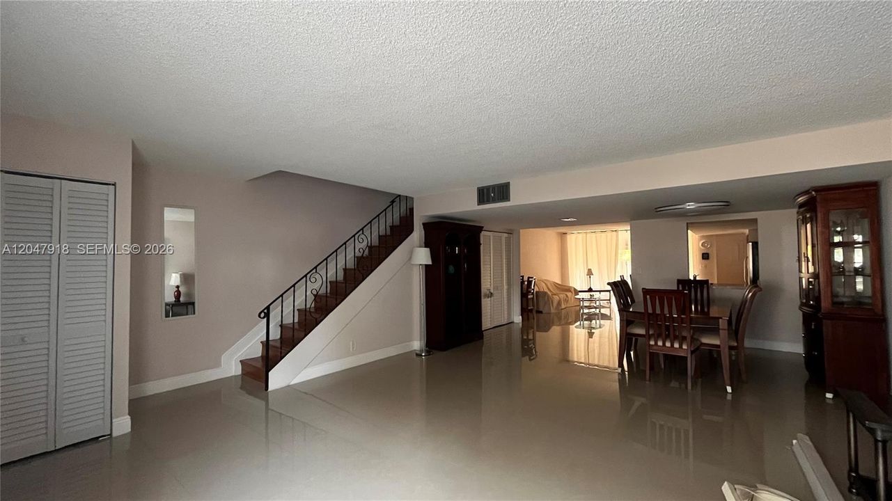 En Renta: $3,400 (2 camas, 2 baños, 1798 Pies cuadrados)