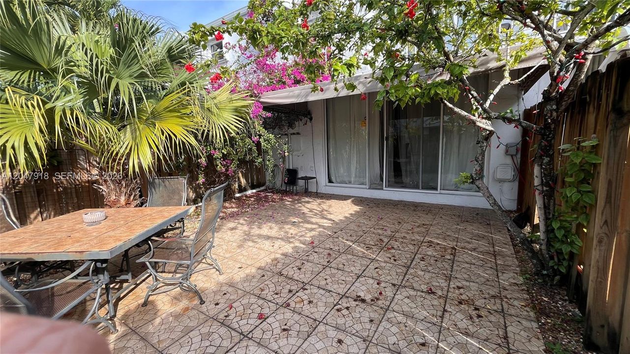 En Renta: $3,400 (2 camas, 2 baños, 1798 Pies cuadrados)