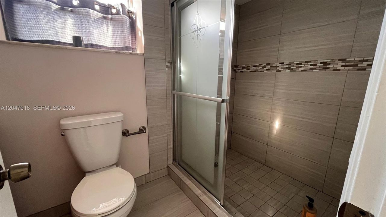 En Renta: $3,400 (2 camas, 2 baños, 1798 Pies cuadrados)
