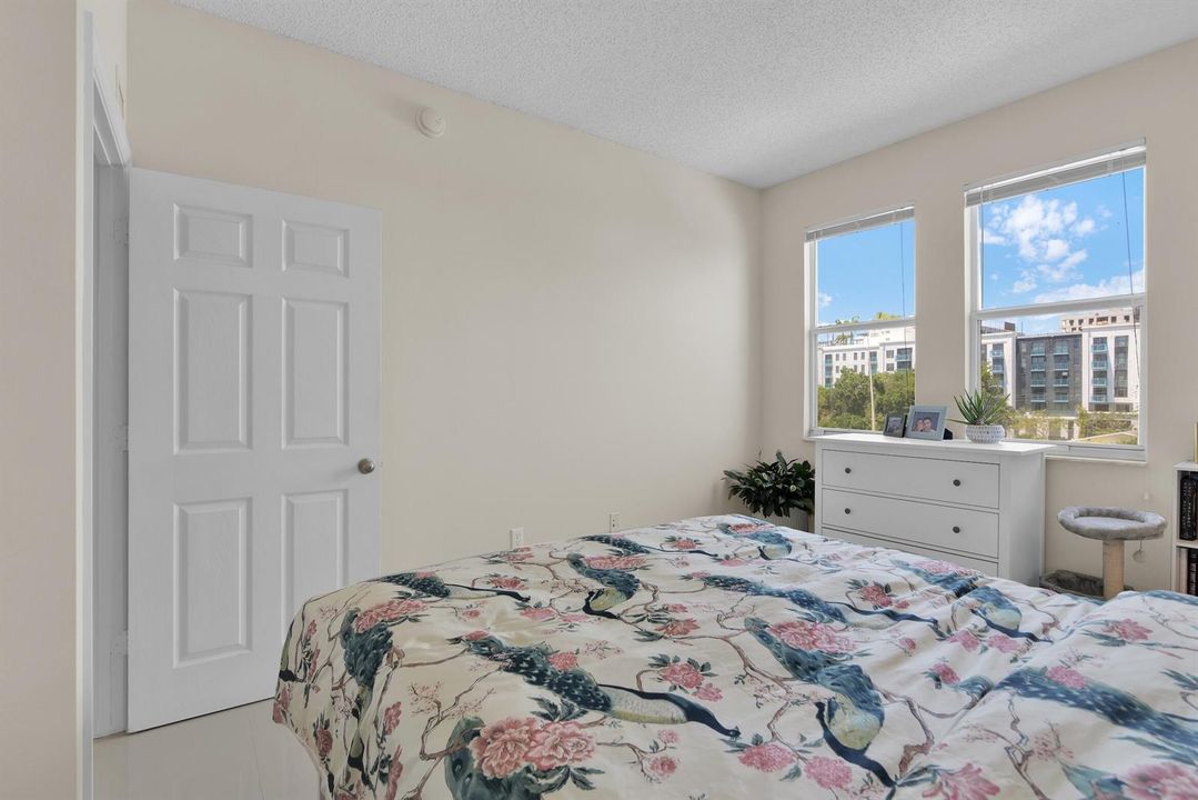 553 NE Third Ave 432 Fort Lauderdale -18