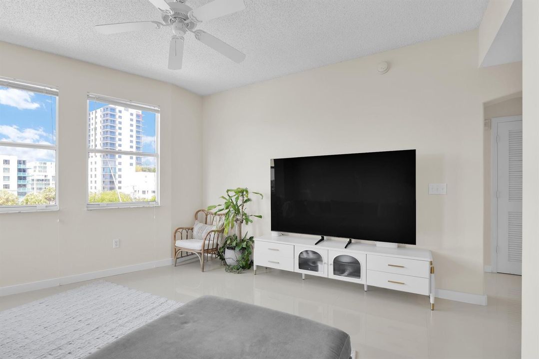 553 NE Third Ave 432 Fort Lauderdale -4