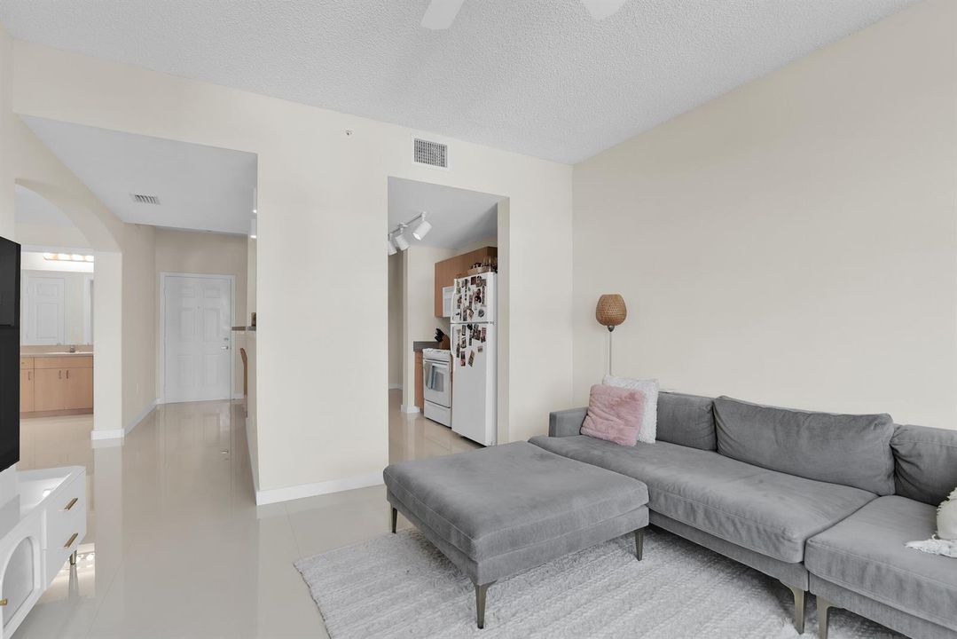 553 NE Third Ave 432 Fort Lauderdale -5
