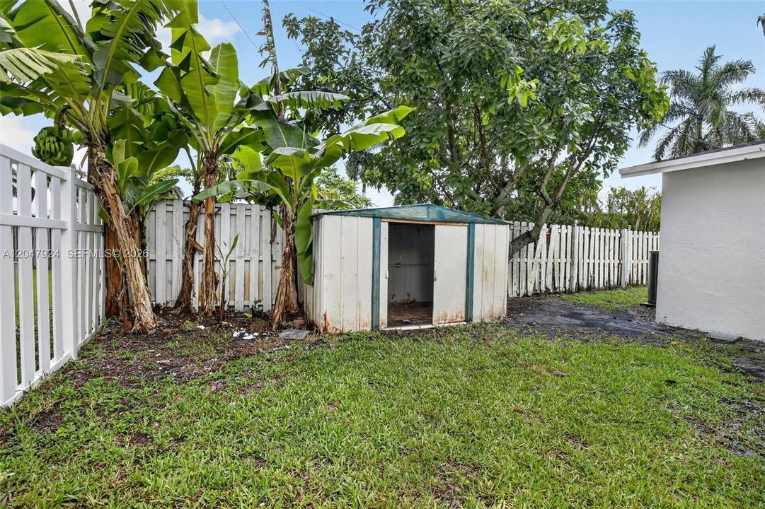 Recientemente alquilado: $3,200 (3 camas, 2 baños, 1470 Pies cuadrados)