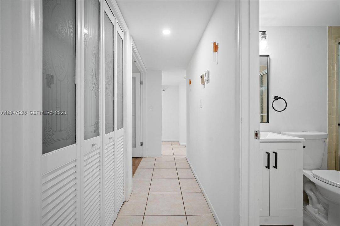 For Sale: $294,000 (3 beds, 3 baths, 2168 Square Feet)