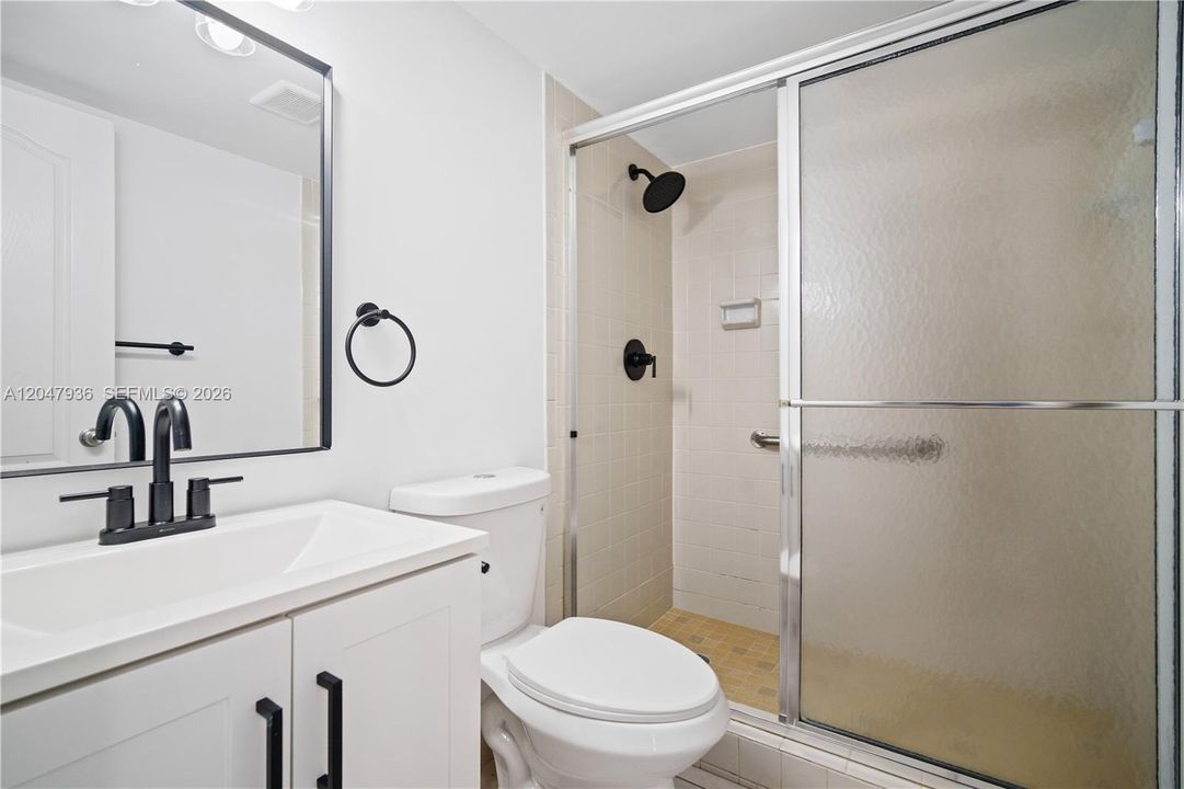 For Sale: $294,000 (3 beds, 3 baths, 2168 Square Feet)