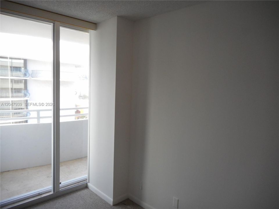 В аренду: $3,800 (2 спален, 2 ванн, 1040 Квадратных фут)