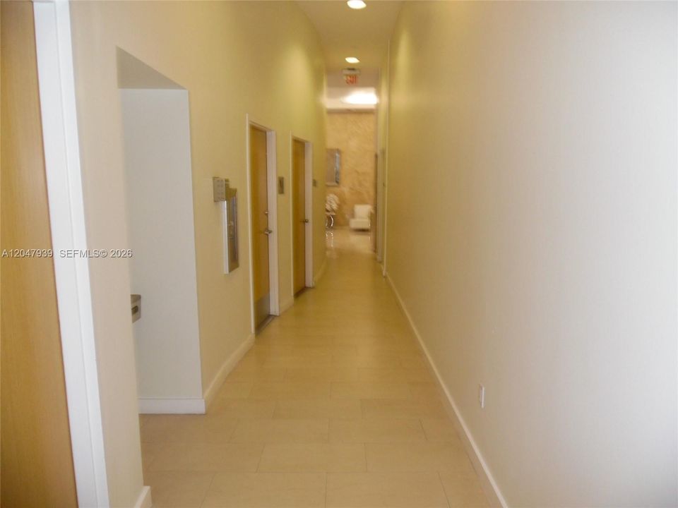 В аренду: $3,800 (2 спален, 2 ванн, 1040 Квадратных фут)