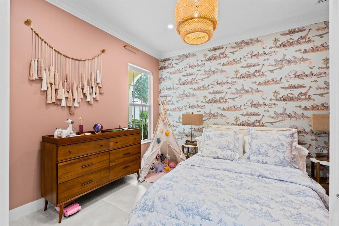 28-web-or-mls-A7409742