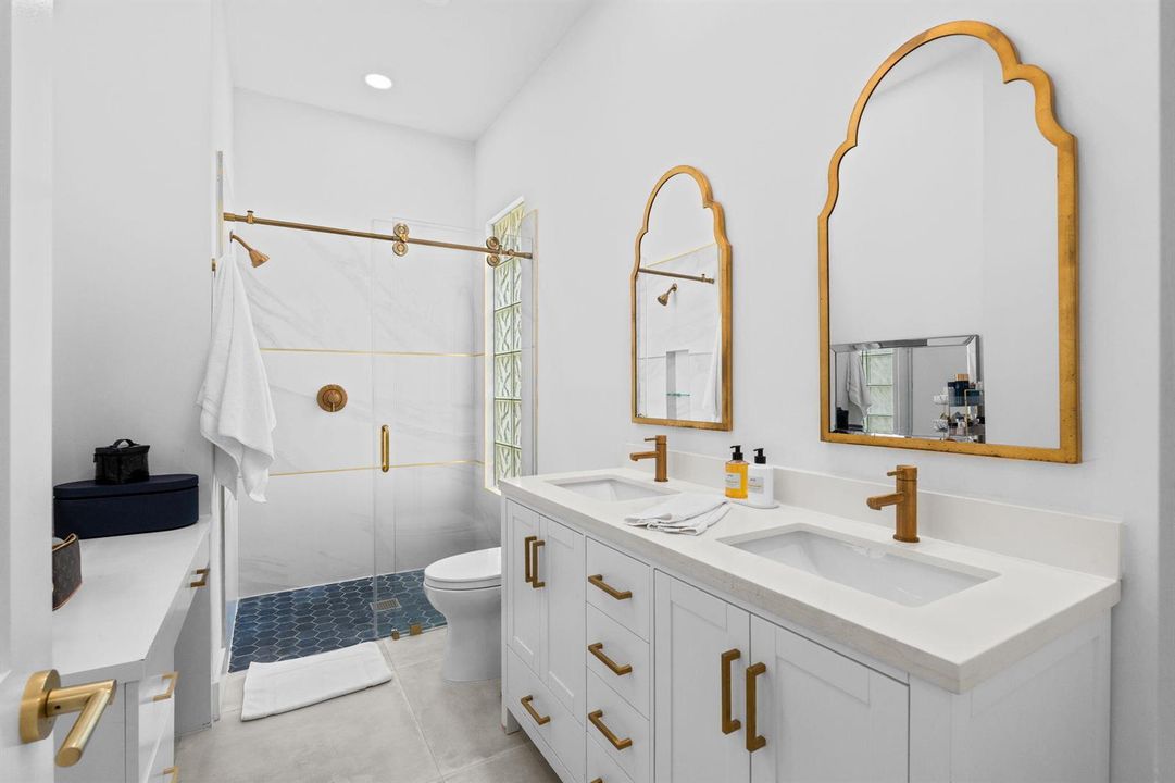 26-web-or-mls-A7409776