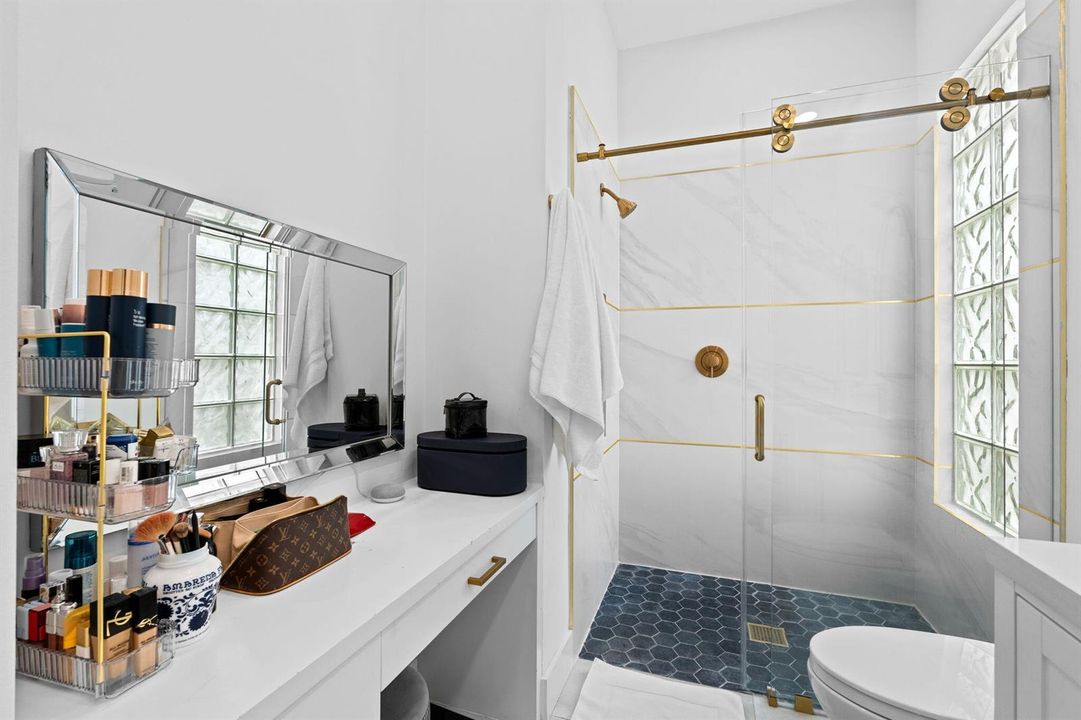 27-web-or-mls-A7409739