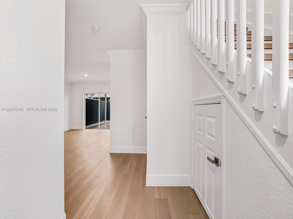 For Rent: $3,000 (3 beds, 2 baths, 1188 Square Feet)