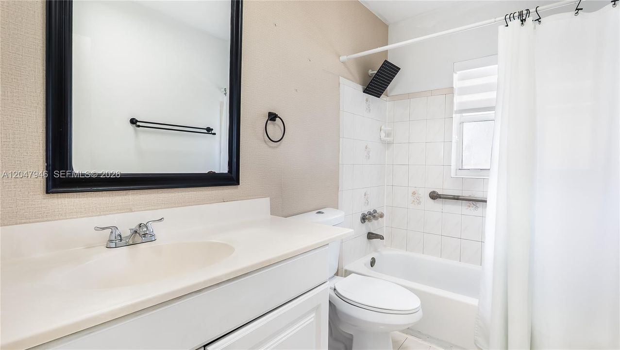 For Sale: $649,999 (4 beds, 2 baths, 2233 Square Feet)
