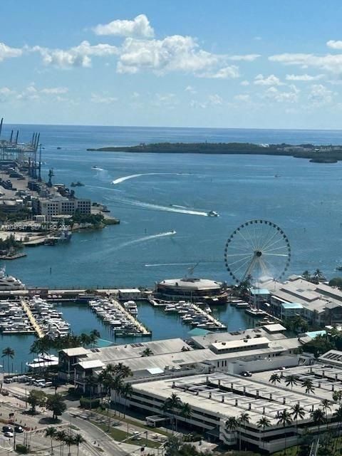 For Rent: $5,800 (1 beds, 2 baths, 1254 Square Feet)